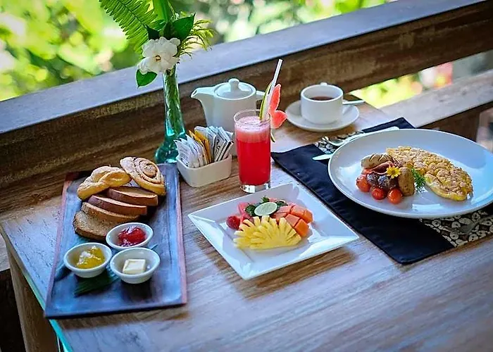 ホテル Sebatu Eco 4*